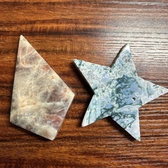 天然石 2点セット★モスアゲート 星型 ＆ サン＆ムーンストーン ポイントの画像