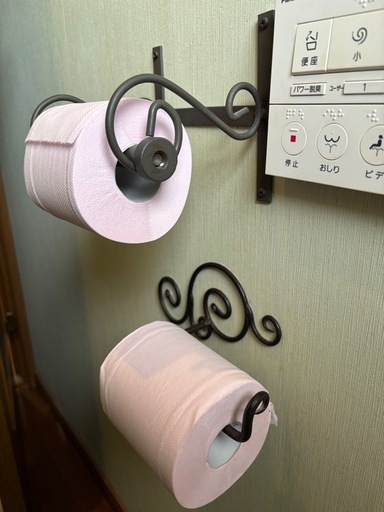 お買い得！アイアン3点セット　トイレットペーパーホルダーと予備ホルダーとタオル掛け
