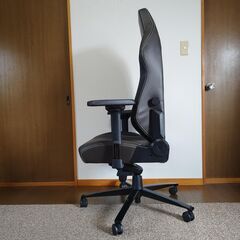 【美品】Secretlab TITAN Evo The Witcher シークレットラボ ウィッチャー ゲーミングチェア XLサイズ 4Dアームレスト 調節可能ランバーサポートの画像