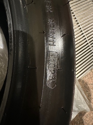 245/40ZR18 97W  グリップタイヤ4本