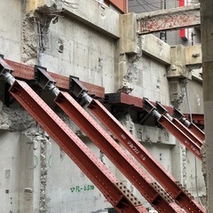 鍛治工事、鉄骨工事、足場ほかの画像