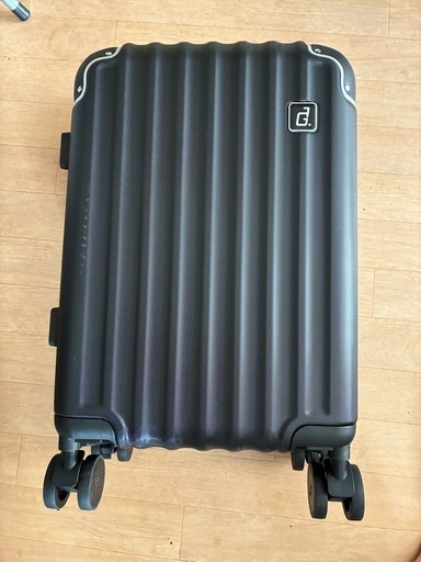 新品未使用品キャリーケース機内持ち込み可