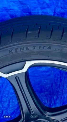 ケンダの 18インチタイヤホイールセット