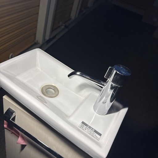 トイレ手洗い場