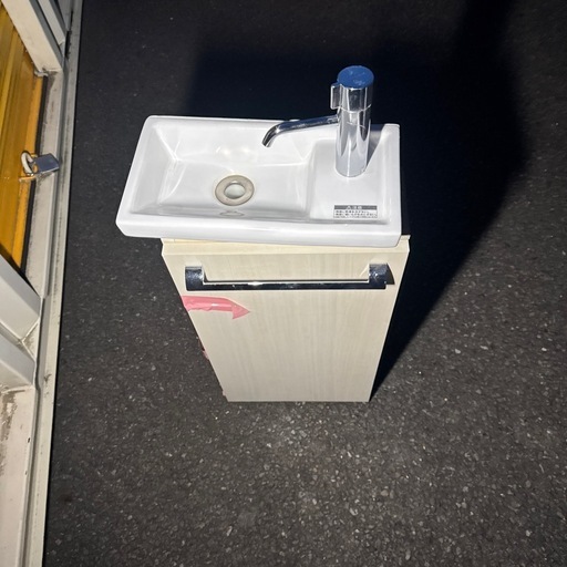 トイレ手洗い場