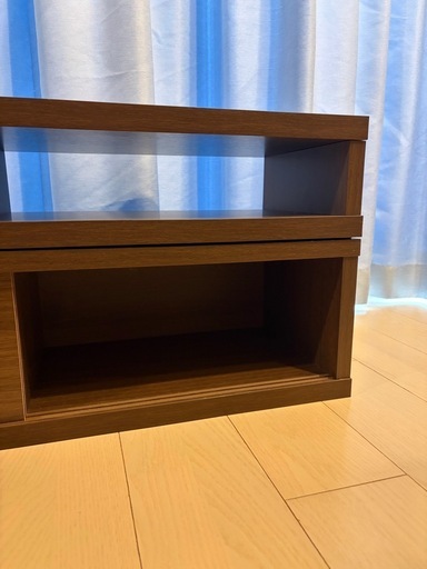 【金額交渉可能】新品同様、伸縮式テレビ台！