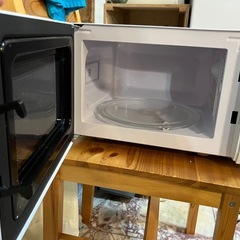 電子レンジ　ターンテーブル式　2023年製造の画像