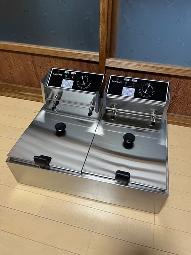 新品未使用　業務用電気2槽式フライヤー　10L×2  20L 100v