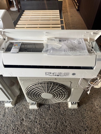 日立 エアコン 6〜8畳用 2022年製 RAS-KD22M リモコン付 美品 