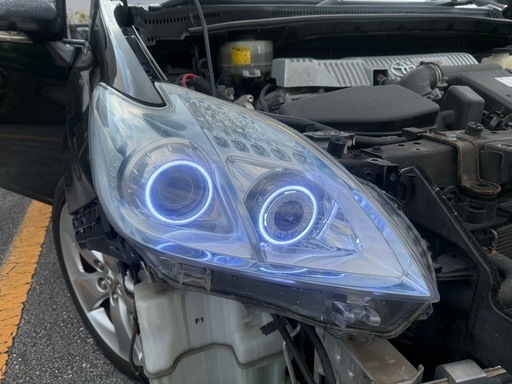 ZVW30 プリウス　ワンオフヘッドライト