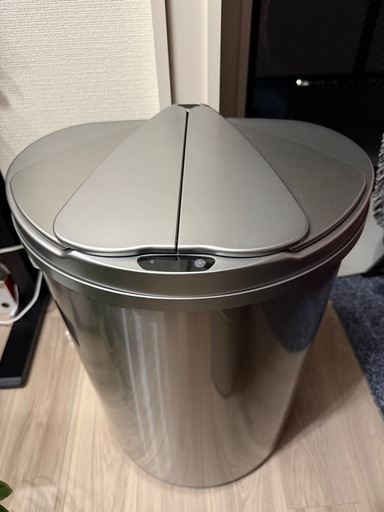 【ほぼ新品】電動ゴミ箱