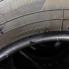 TOYOタイヤ 4本セット 225/65R17 102H  24年製中古タイヤの画像