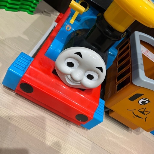 電動乗用きかんしゃトーマス