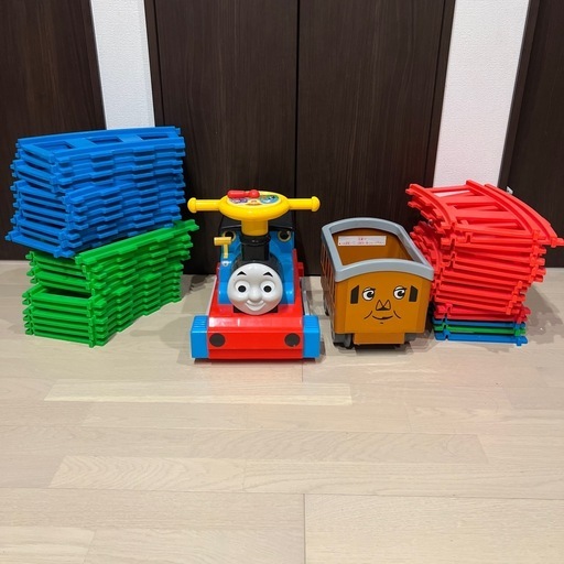 電動乗用きかんしゃトーマス