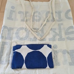 マリメッコ　ロゴトートバッグ　ポーチ2点セットの画像