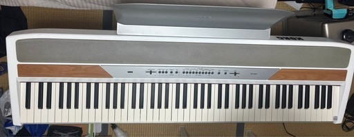 KORG コルグ　SP-250 電子ピアノ 88鍵　スタンド付