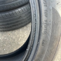 APTANY  アプタニィ　245/45ZR20 の画像