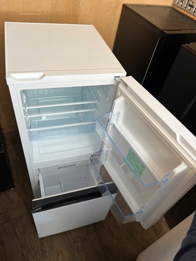 NO B993?福岡市内配送設置無料✨?ハイセンス 【右開き】130L 2ドアノンフロン冷蔵庫 エディオンオリジナル パールホワイト 