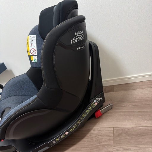 新生児用クッション.純正チャイルドシートカバー付  britax romar ブリタックス レーマー DUALFIX i-size デ