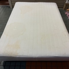 ★ダブルサイズ★ 無印良品 ダブルベッド 脚付マットレスベッド ・高さ34cm×幅139cm×長さ193cmの画像