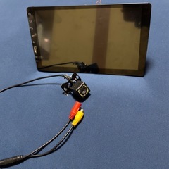 9インチ カーオーディオ + バックカメラ の画像
