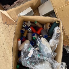 まだまだ有ります　ミシン糸　差し上げます。の画像