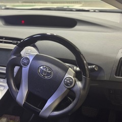 トヨタプリウスSの画像