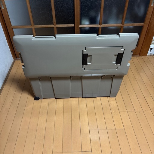 クーラーボックス　釣り　72L