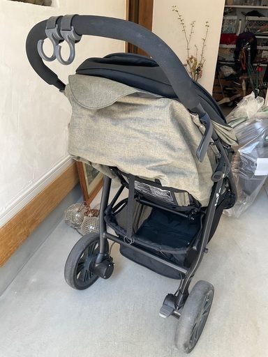 　Joie ベビーカー　雨カバーは新品