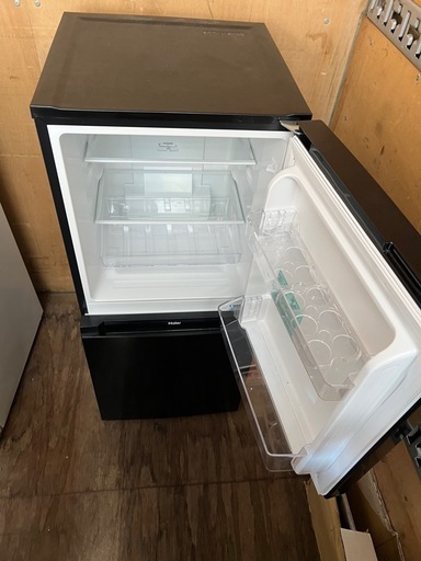NO B995?福岡市内配送設置無料✨?冷蔵庫 中古 ハイアール Haier JR-NF121NJ 2023年製 2ドア 121L ホ