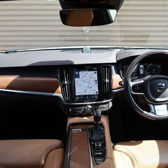 検査9年6月V90 T6 AWD インスクリプション レイズ鍛造20インチ/パノラマサンルーフ/Bowers&Wilkins/ファインナッパレザー/インテリセーフの画像