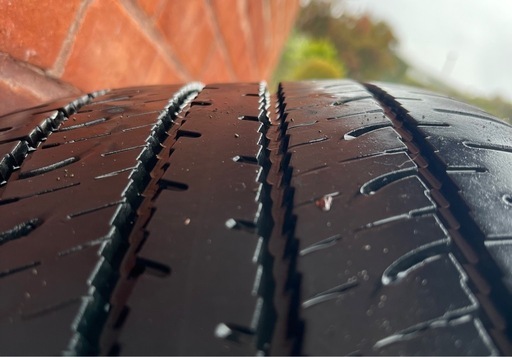 デリカD5純正アルミ・タイヤセット 225/55R18