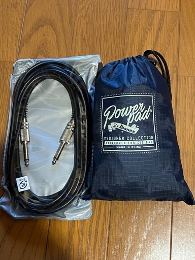 美品　セルダー ストラトタイプ 赤