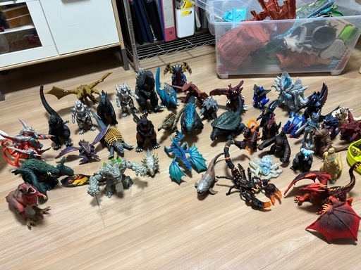 総額10万   ドラゴン   ウルトラマン フィギア