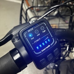 BENELLI MANTUS 27 CITY 27インチ 電動アシスト自転車 充電器　純正前かご　電動空気入れ付き　使用少なめの画像