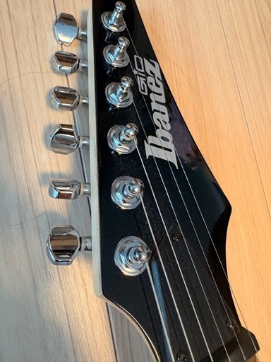 美品　エレキギター　アイバニーズ　Ibanez ソフトケースつき