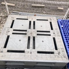 樹脂パレット  110×110 高さ15 1枚の画像