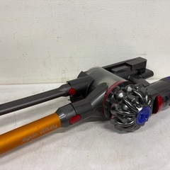 Dyson V8 Fluffy コードレスクリーナー ダイソン 掃除機　　0404-02の画像