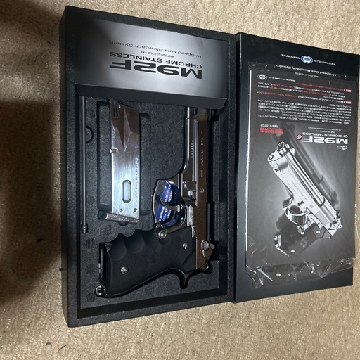 東京マルイ　M92FChromeステンレス　ガスガン