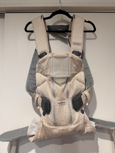 BABYBJORN ベビービョルン　ベビーキャリア ONE KAI Air パーリーピンク　0か月〜　抱っこ紐