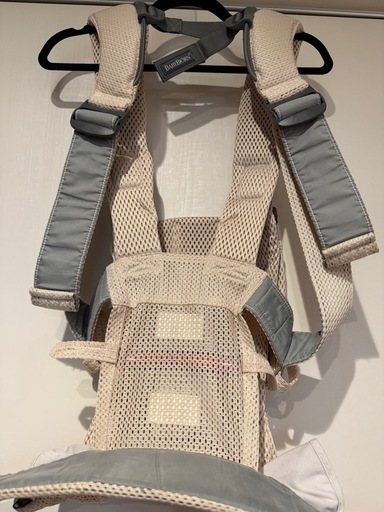 BABYBJORN ベビービョルン　ベビーキャリア ONE KAI Air パーリーピンク　0か月〜　抱っこ紐