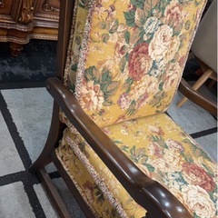 アンティーク調　いす　2脚　　セットの画像