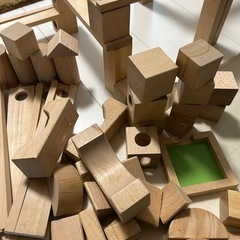 木製 ビー玉転がし 積み木 おもちゃの画像