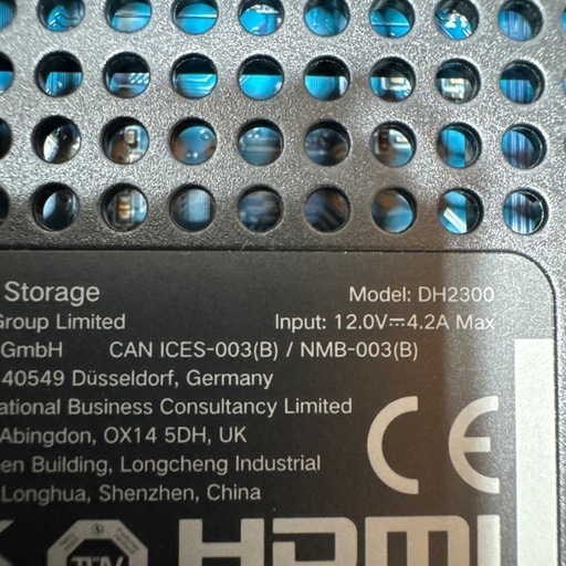 UGREEN NASync DH2300 UPS 無停電電源装置付き