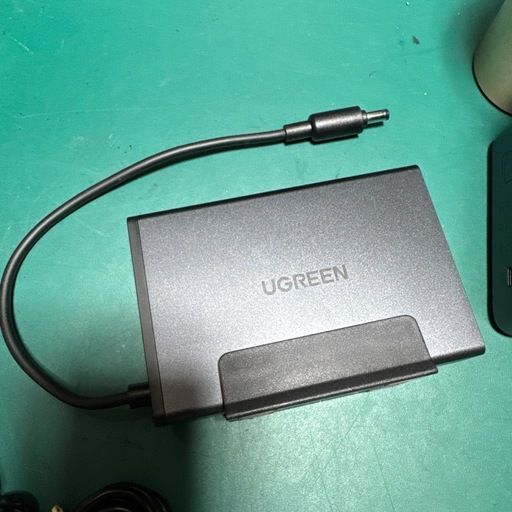 UGREEN NASync DH2300 UPS 無停電電源装置付き