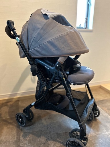 【美品】Combi ベビーカー｜軽量｜両対面式｜折りたたみ可｜尼崎市大庄中通｜引き取り限定