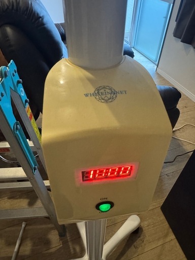 値下げしました！！４月12日までの引き取り希望！！【動作確認済】歯のセルフホワイトニングマシン