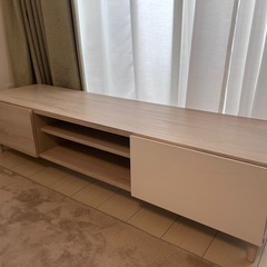 テレビボードの画像