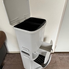 ゴミ箱　ダストBOX
の画像