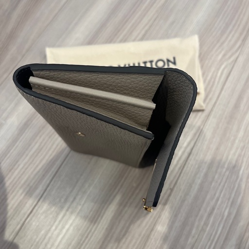 LOUIS VUITTON グレー 長財布 保存袋付